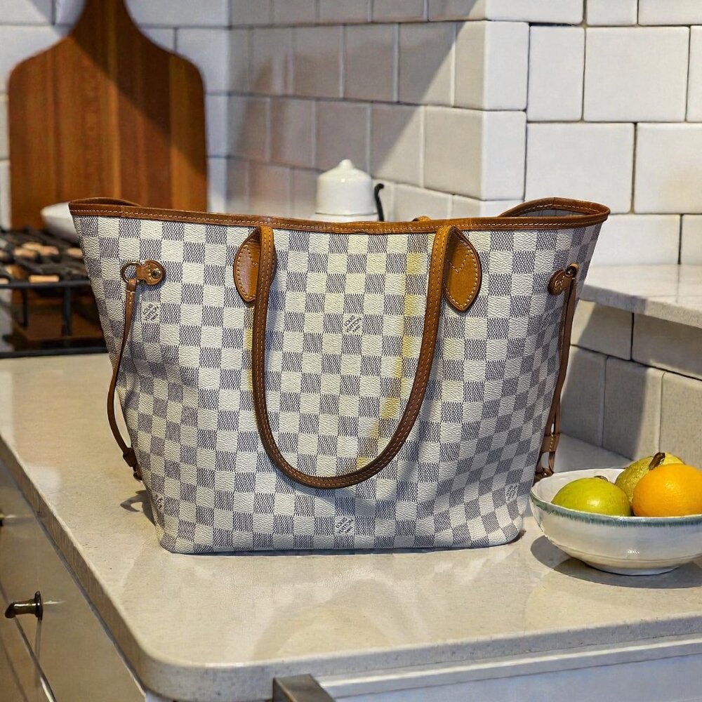 Louis Vuitton Neverfull MM Damier Azur Tote – Authentic - Picture 4 of 7